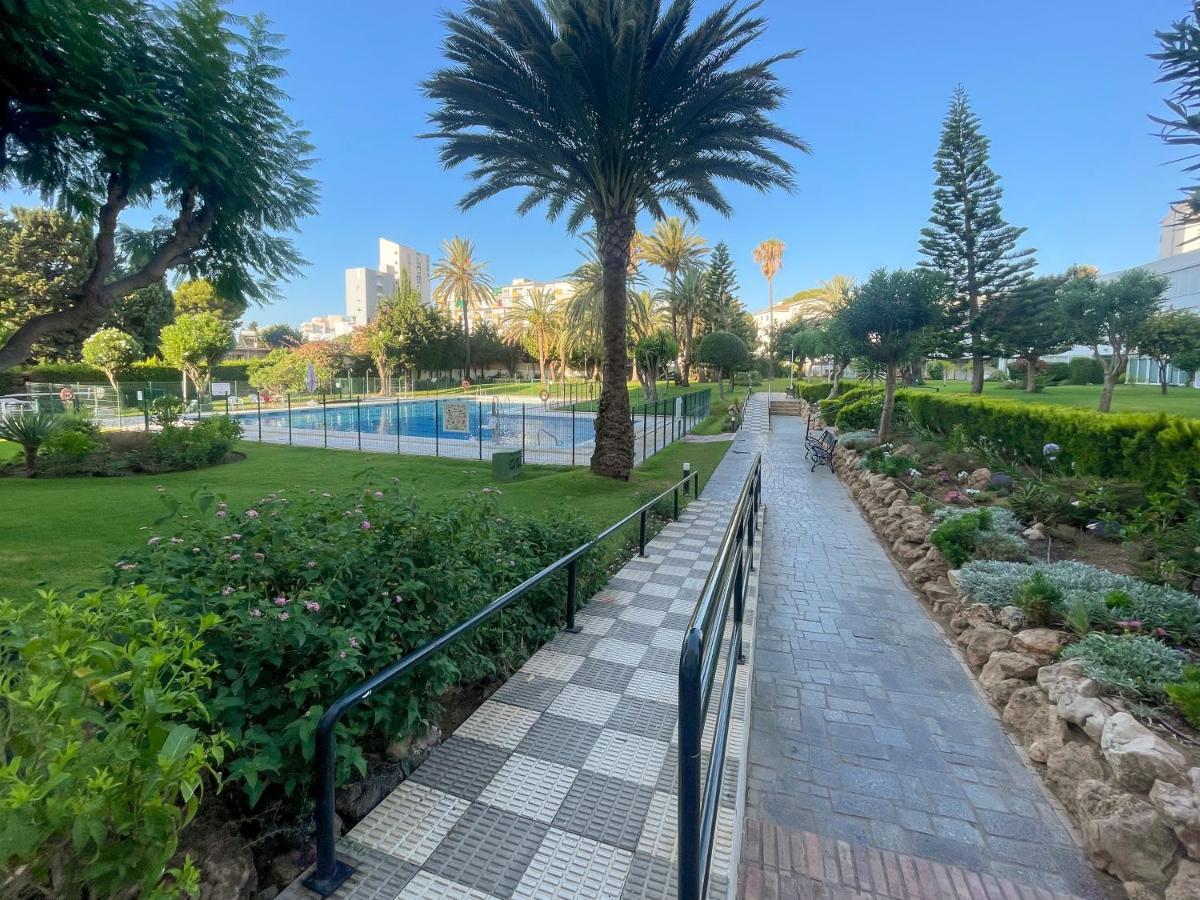 Appartement Oasis-real-apartment Beautiful Modern With Pool And Near The Benalmádena